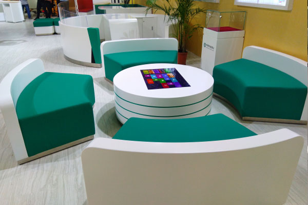 银行客户等候区沙发